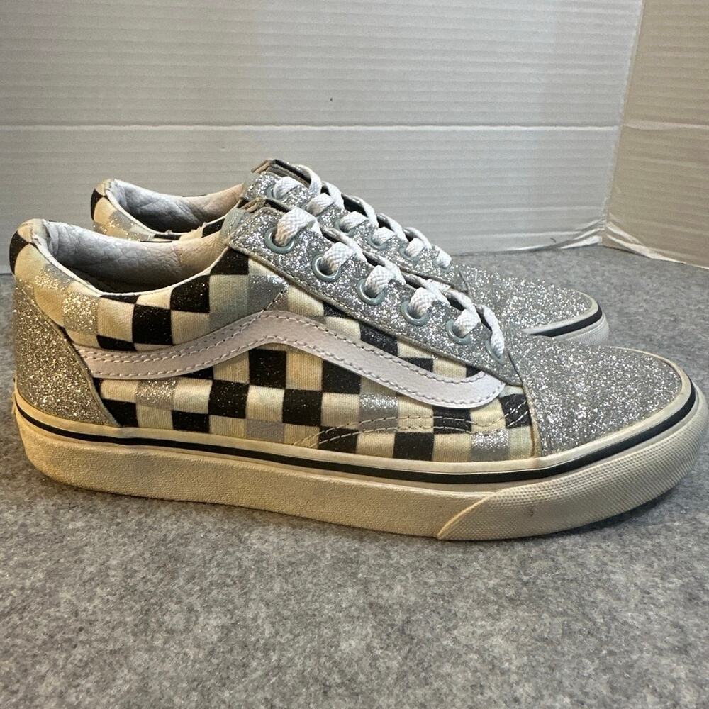 Vans old skool Women's Lace Up Athletic Sneakers Shoes unisex Size 7/ Men's 5.5